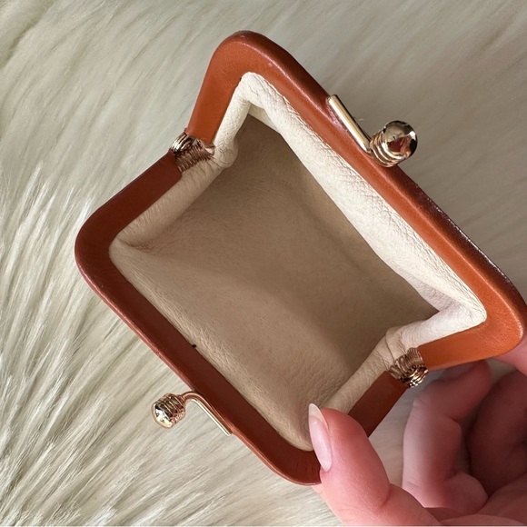 Rare Vintage Dooney & Bourke Small Peddle Leather Coin Wallet Kisslock - Picture 9 of 13